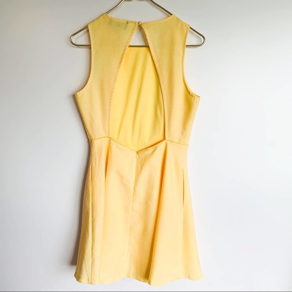 Lulus BACKLESS SKATER DRESS Yellow - Picture 5 of 6